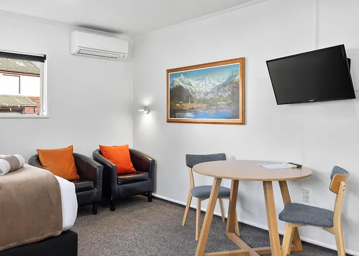Alpine Motel 4*